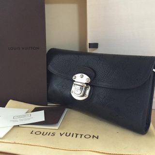 ルイヴィトン(LOUIS VUITTON)のVUITTON マヒナ アメリア(財布)