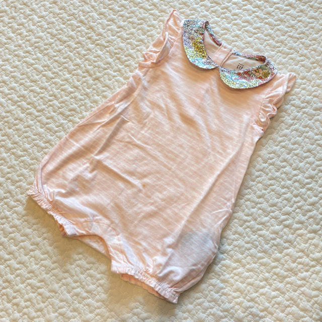 babyGAP(ベビーギャップ)のbaby GAP ロンパース キッズ/ベビー/マタニティのベビー服(~85cm)(ロンパース)の商品写真