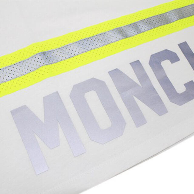 MONCLER(モンクレール)の MONCLER モンクレール　Tシャツ　Mサイズ メンズのトップス(Tシャツ/カットソー(半袖/袖なし))の商品写真