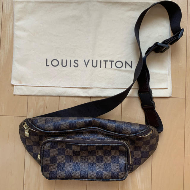 LOUIS VUITTON(ルイヴィトン)のLOUIS VUITTON ルイヴィトン　ダミエ　ウエストポーチ メンズのバッグ(ウエストポーチ)の商品写真