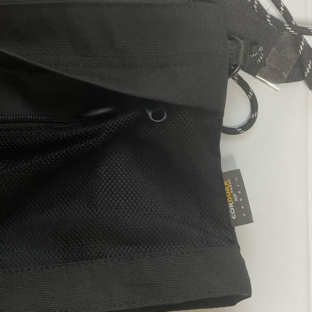 UNIQLO(ユニクロ)のサコッシュ、ユニクロ、ブラック メンズのバッグ(ショルダーバッグ)の商品写真