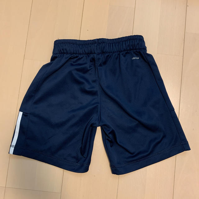 adidas(アディダス)のハーフパンツ キッズ/ベビー/マタニティのキッズ服男の子用(90cm~)(パンツ/スパッツ)の商品写真