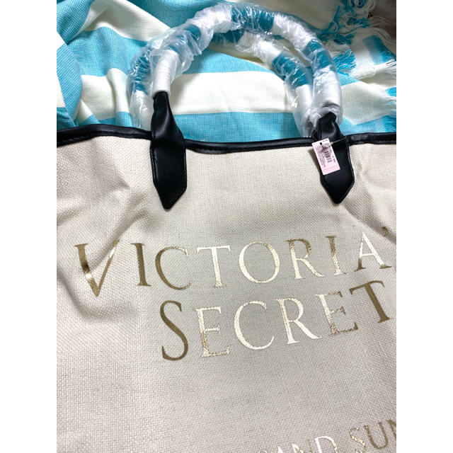 Victoria's Secret(ヴィクトリアズシークレット)の【新品】victoria's secret キャンバストートバッグ レディースのバッグ(トートバッグ)の商品写真