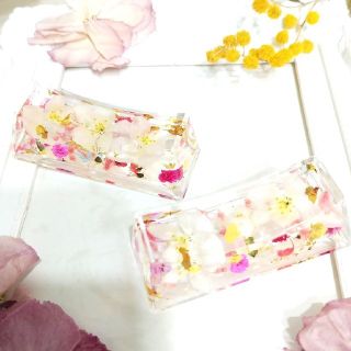 No.49,50 White＆Pink 固まるハーバリウム箸置き2個(ドライフラワー)