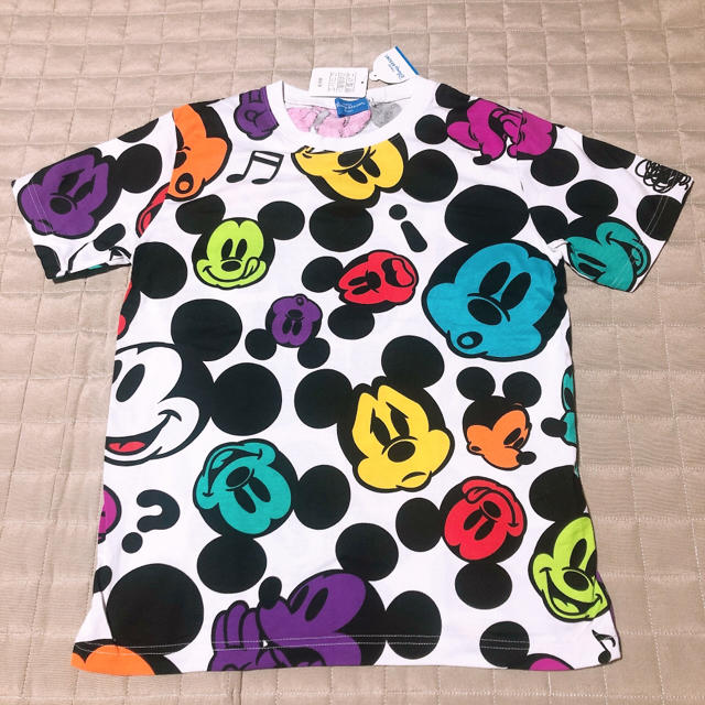 Disney(ディズニー)のディズニーランドTシャツ レディースのトップス(Tシャツ(半袖/袖なし))の商品写真