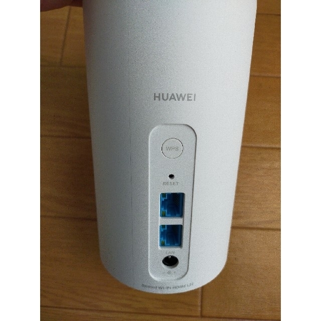 au(エーユー)のUQ WiMAX HUAWEI Speed Wi-Fi HOME L02 スマホ/家電/カメラのPC/タブレット(PC周辺機器)の商品写真