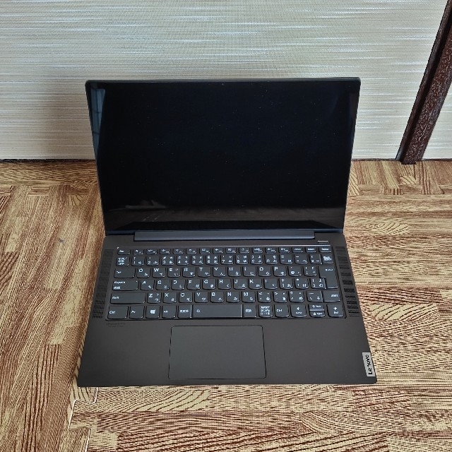 Lenovo YOGA S740 (14)