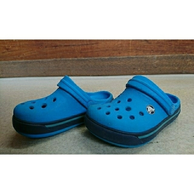 crocs(クロックス)の子供用クロックス キッズ/ベビー/マタニティのベビー靴/シューズ(~14cm)(サンダル)の商品写真