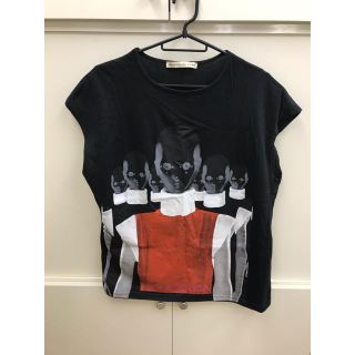 バレンシアガ(Balenciaga)のバレンシアガ  ノースリーブシャツ　お洒落なデザイン(Tシャツ/カットソー(半袖/袖なし))