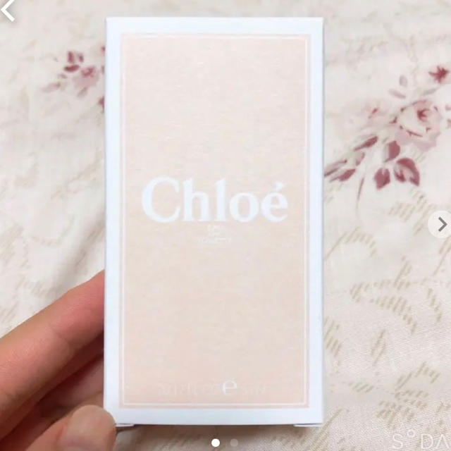 Chloe(クロエ)の【新品未使用】 クロエ　オードトワレ ミニ香水5ml コスメ/美容の香水(香水(女性用))の商品写真