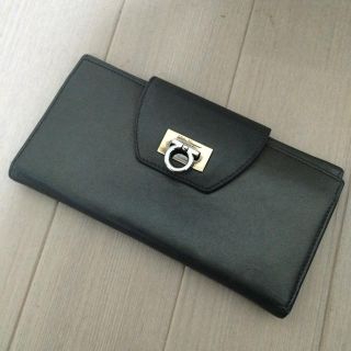 サルヴァトーレフェラガモ(Salvatore Ferragamo)の大幅値下げ❤️フェラガモ ガンチーニ (財布)