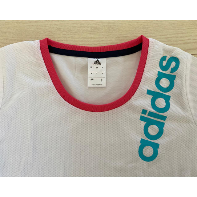 adidas(アディダス)のadidas アディダス Tシャツ レディースのトップス(Tシャツ(半袖/袖なし))の商品写真