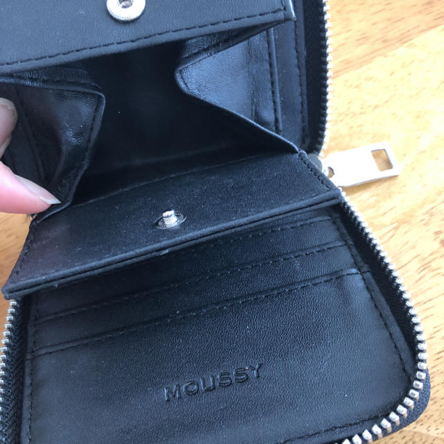 moussy(マウジー)のマウジー　ミニ財布 レディースのファッション小物(財布)の商品写真