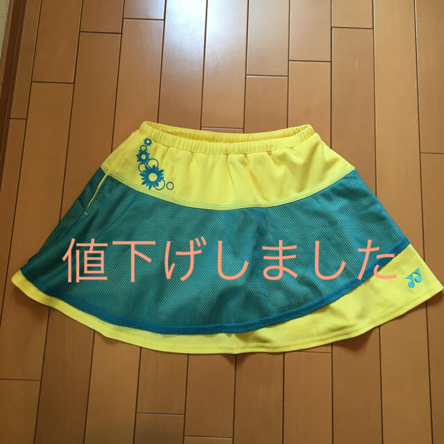 YONEX(ヨネックス)のテニスウェア　スコートＬサイズ　ヨネックス  スポーツ/アウトドアのテニス(ウェア)の商品写真