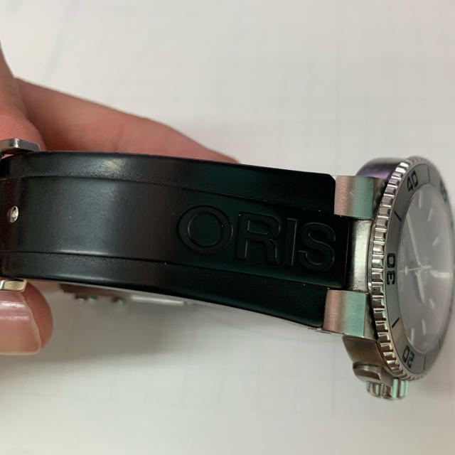 ORIS(オリス)の【レアカラー】オリス　ラバーベルト　腕時計 メンズの時計(腕時計(アナログ))の商品写真