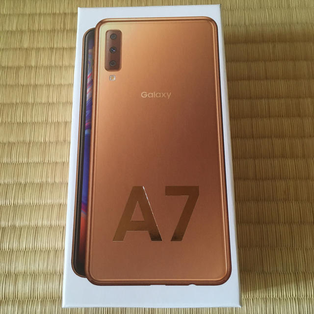 Galaxy A7 64GB 未開封　ゴールド