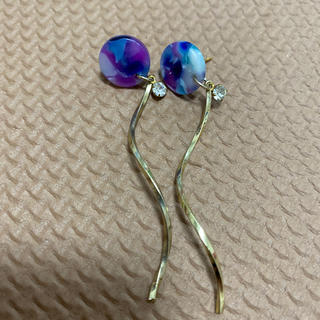 ピアス(ピアス)