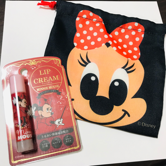 Disney(ディズニー)のリップクリーム　ミニーマウス　巾着付き コスメ/美容のスキンケア/基礎化粧品(リップケア/リップクリーム)の商品写真