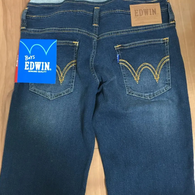 EDWIN(エドウィン)のエドウィン　ハーフパンツ　150 キッズ/ベビー/マタニティのキッズ服男の子用(90cm~)(パンツ/スパッツ)の商品写真