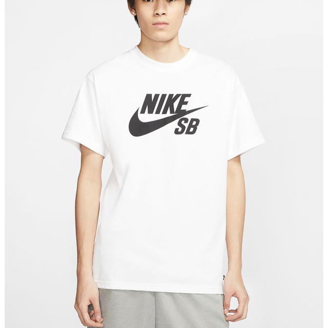 NIKE(ナイキ)の専用 メンズのトップス(Tシャツ/カットソー(半袖/袖なし))の商品写真