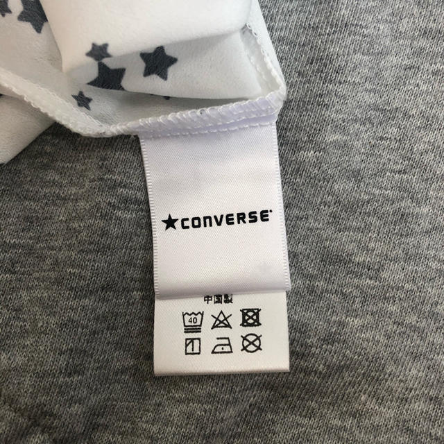 CONVERSE(コンバース)の【M-2様へ】CONVERSE 星柄ロンパース（白） キッズ/ベビー/マタニティのベビー服(~85cm)(ロンパース)の商品写真