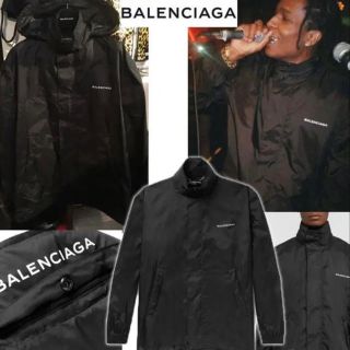 バレンシアガ(Balenciaga)のバレンシアガ ボクシーウィンドブレーカー コート(ナイロンジャケット)