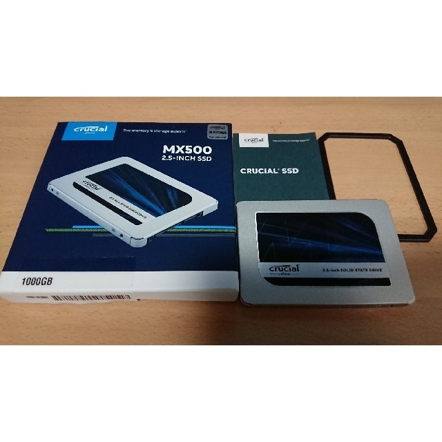 crucial 2.5インチSSD MX500 1TB 国内正規品 おまけ付きPCパーツ