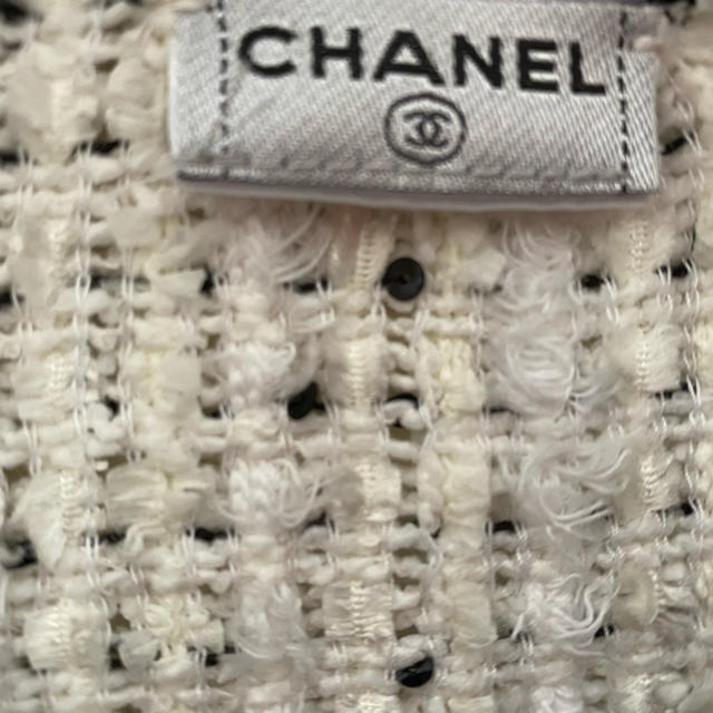 CHANEL(シャネル)のシャネル　CHANEL ジャケット　熊八様専用 レディースのジャケット/アウター(ノーカラージャケット)の商品写真