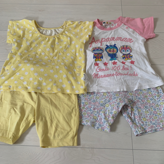 UNIQLO(ユニクロ)のパジャマ キッズ/ベビー/マタニティのベビー服(~85cm)(パジャマ)の商品写真