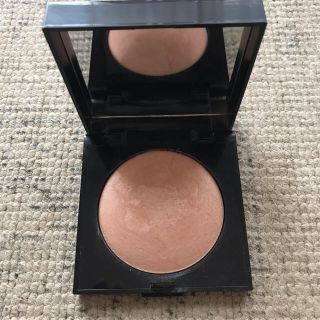 ローラメルシエ(laura mercier)のローラメルシエ  マットラディアンス ベイクドパウダー　  (フェイスパウダー)