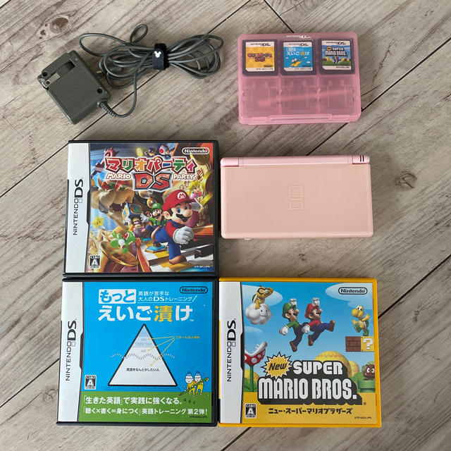 ニンテンドーDS(ニンテンドーDS)のNintendo DS Lite ピンク 本体+ソフト エンタメ/ホビーのゲームソフト/ゲーム機本体(携帯用ゲーム機本体)の商品写真