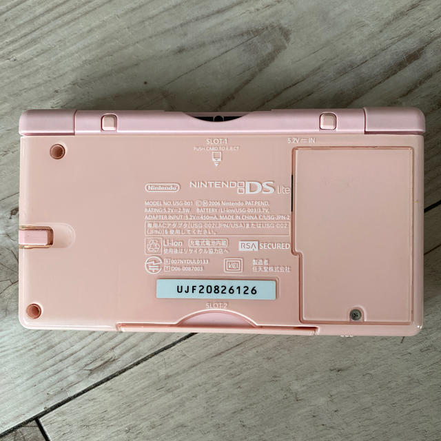 ニンテンドーDS(ニンテンドーDS)のNintendo DS Lite ピンク 本体+ソフト エンタメ/ホビーのゲームソフト/ゲーム機本体(携帯用ゲーム機本体)の商品写真