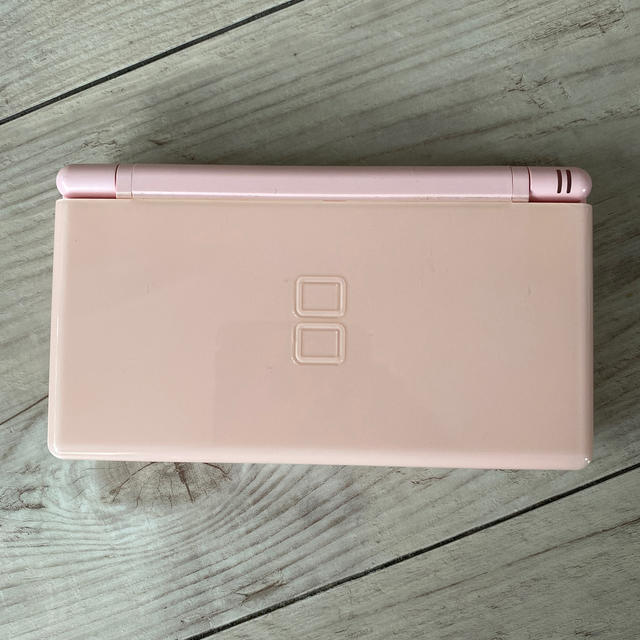 ニンテンドーDS(ニンテンドーDS)のNintendo DS Lite ピンク 本体+ソフト エンタメ/ホビーのゲームソフト/ゲーム機本体(携帯用ゲーム機本体)の商品写真