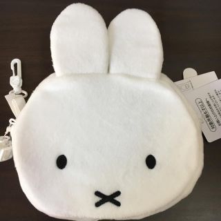 新品未使用♡新作♡ミッフィー　ポーチ　送料無料(キャラクターグッズ)