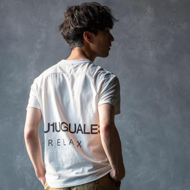 1piu1uguale3(ウノピゥウノウグァーレトレ)の1PIU1UGUALE3 RELAX バックプリントTシャツ メンズのトップス(Tシャツ/カットソー(半袖/袖なし))の商品写真