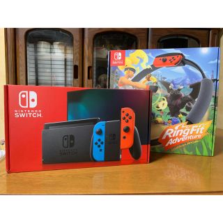 ニンテンドースイッチ(Nintendo Switch)の任天堂　スイッチ　本体+リングフィットアドベンチャー(家庭用ゲーム機本体)