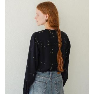 お値下げしました　CLANE SPRINKLE FLOWER BLOUSE(シャツ/ブラウス(長袖/七分))