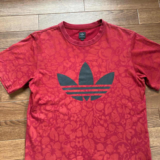 adidas(アディダス)の売り切り！2枚セット　アディダス　adidas デカロゴ メンズのトップス(Tシャツ/カットソー(半袖/袖なし))の商品写真