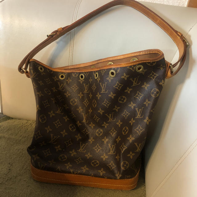 LOUIS VUITTON(ルイヴィトン)のルイヴィトン　ショルダーバッグ メンズのバッグ(ショルダーバッグ)の商品写真