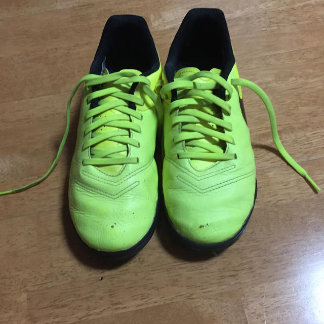 NIKE(ナイキ)のナイキ tiempo-x 23センチ スニーカー スポーツ/アウトドアのサッカー/フットサル(シューズ)の商品写真