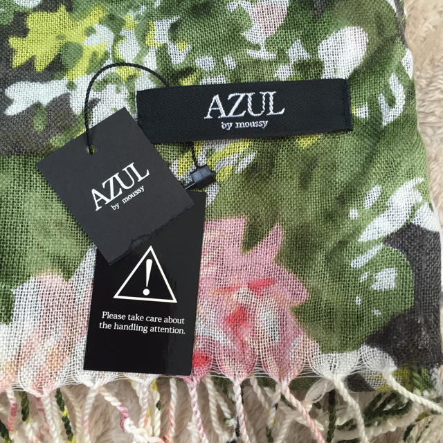 AZUL by moussy(アズールバイマウジー)の新品ストールAZUL by moussy レディースのファッション小物(ストール/パシュミナ)の商品写真