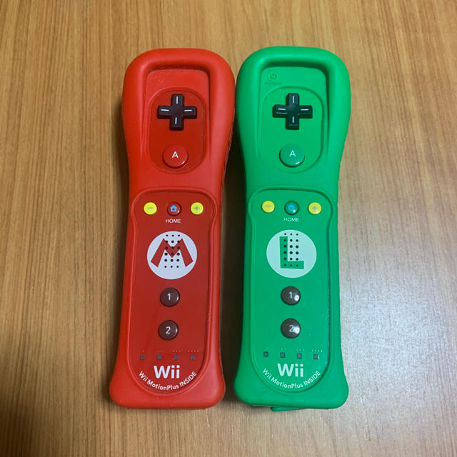 Wii(ウィー)のWiiリモコンプラス　マリオ　ルイージ　セット エンタメ/ホビーのエンタメ その他(その他)の商品写真