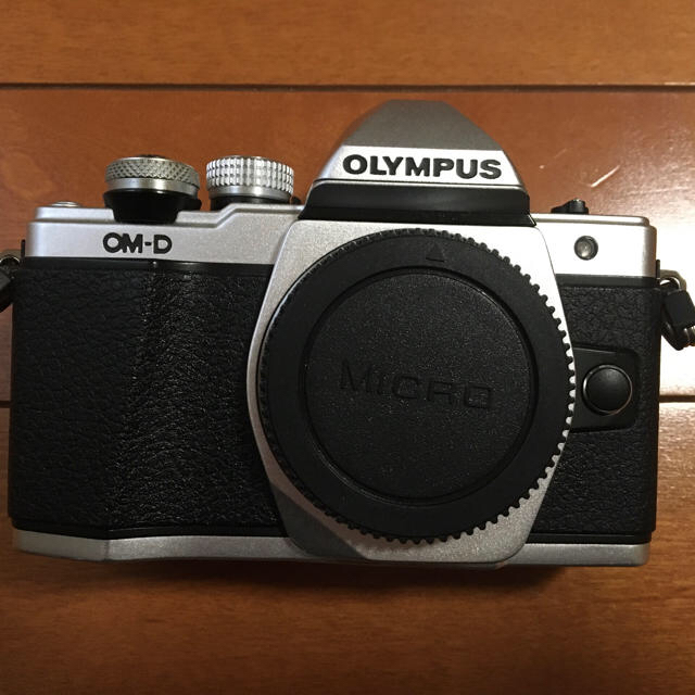 OLYMPUS OM-D E-M10 MARKII