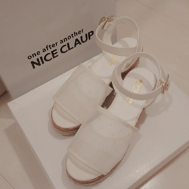 NICE CLAUP(ナイスクラップ)のNICE CLAUP サンダル レディースの靴/シューズ(サンダル)の商品写真