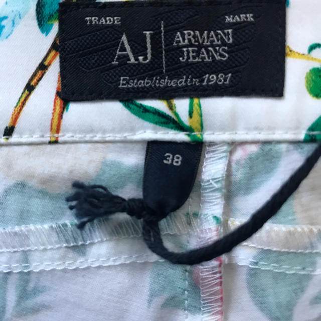 ARMANI JEANS(アルマーニジーンズ)のアルマーニジーンズスキニーパンツ新品 レディースのパンツ(スキニーパンツ)の商品写真