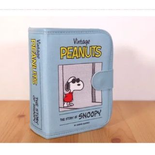 スヌーピー(SNOOPY)の未使用　スヌーピー 飾って収納できる！ブック型ポーチ(ポーチ)