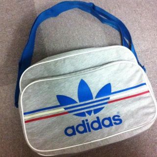 アディダス(adidas)のゆいさんお取り置きadidas♡バッグ(ボストンバッグ)