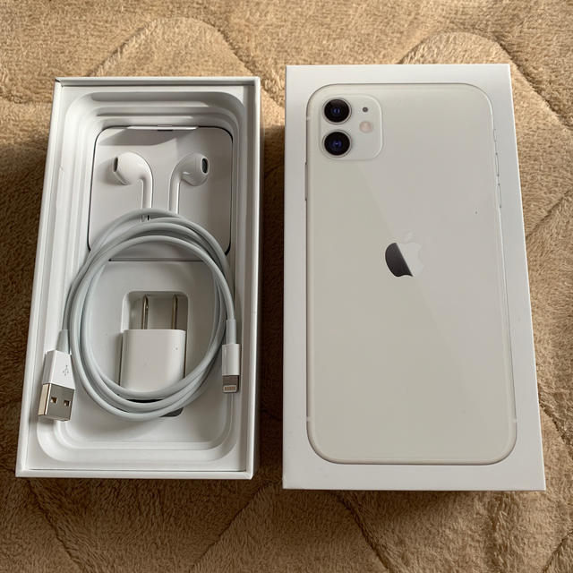 iPhone 11 ホワイト128 GB SIMフリーApple Store購入