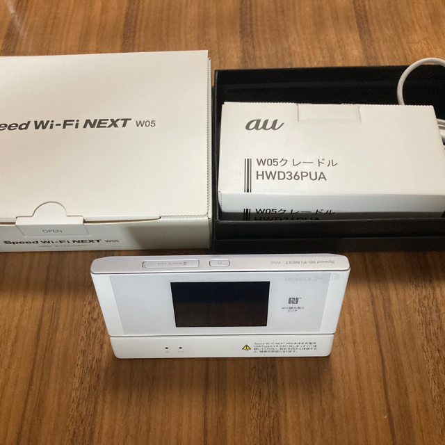 WiMAX2 W05 グレードル付 美品