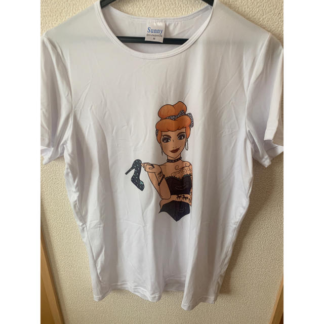 Tシャツ　ディズニー　プリンセス　シンデレラ　ダークプリンセス　ダーク　入れ墨 レディースのトップス(Tシャツ(半袖/袖なし))の商品写真